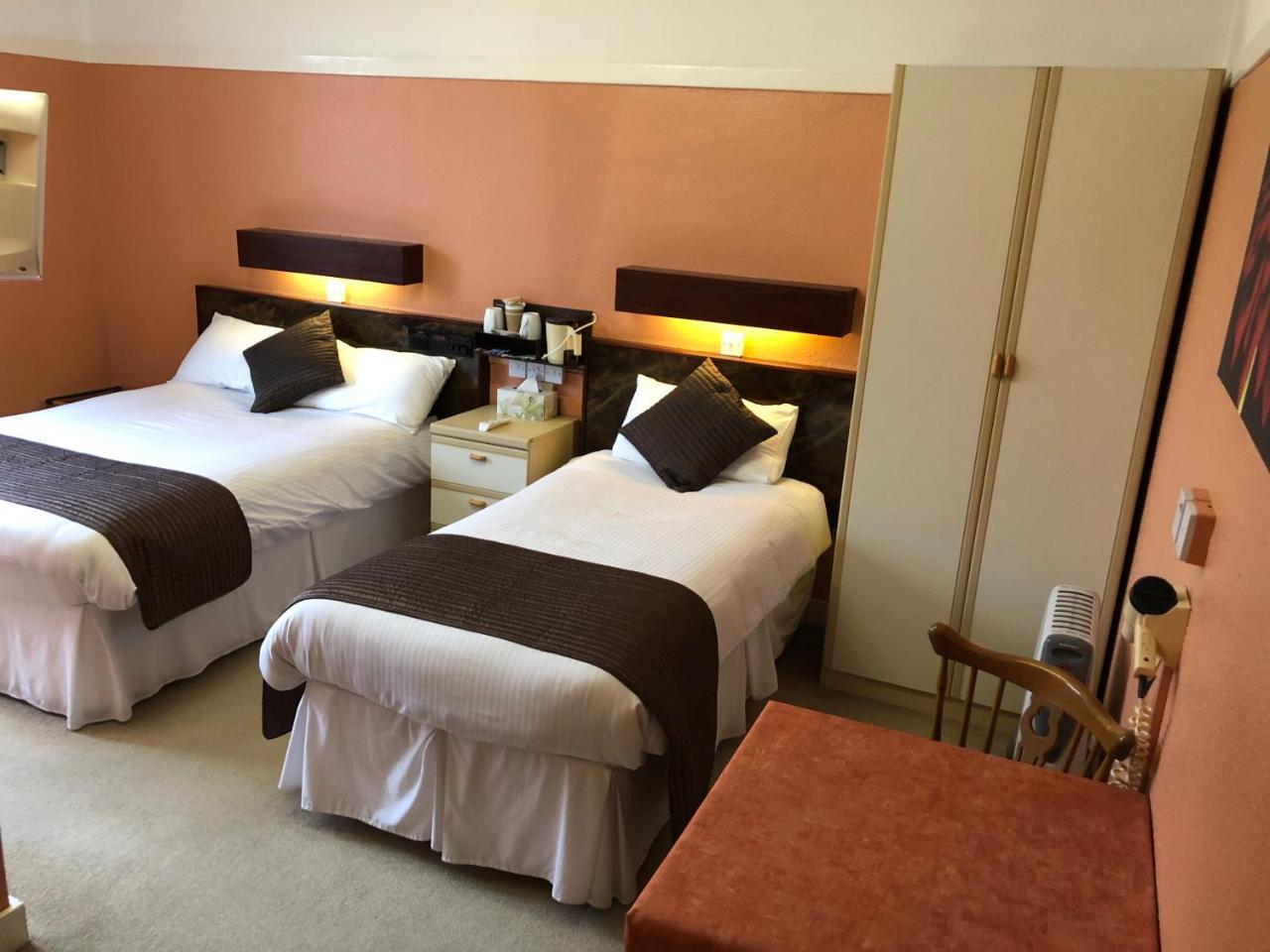 Grove End Hotel วัตฟอร์ด ภายนอก รูปภาพ