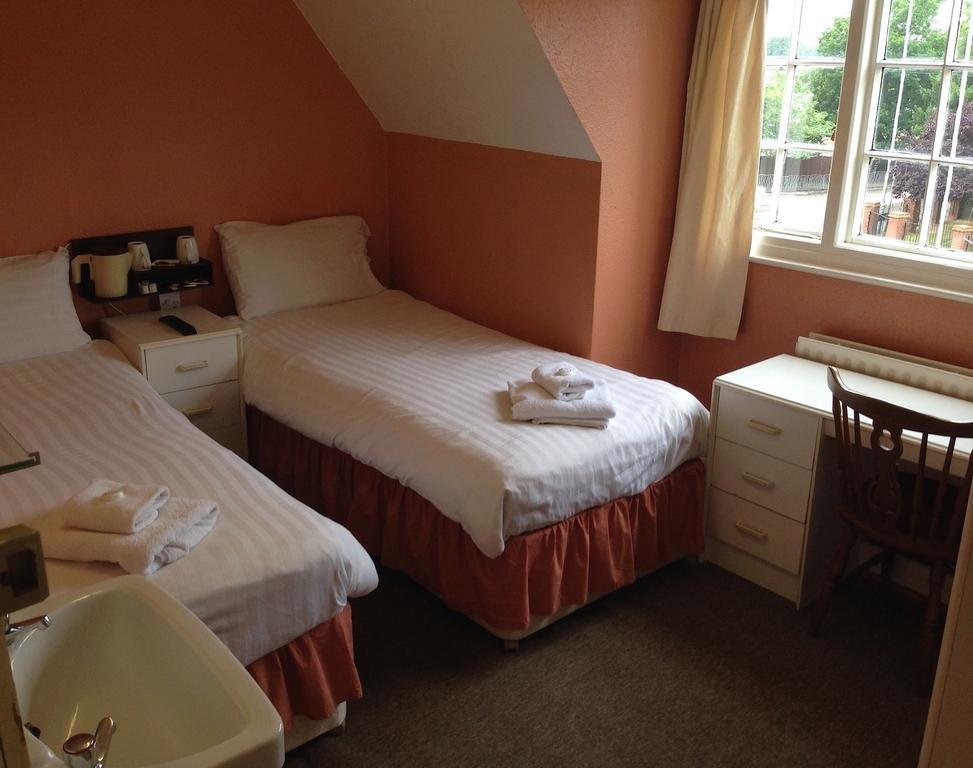 Grove End Hotel วัตฟอร์ด ห้อง รูปภาพ
