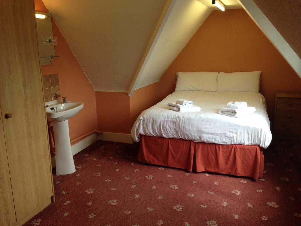 Grove End Hotel วัตฟอร์ด ห้อง รูปภาพ
